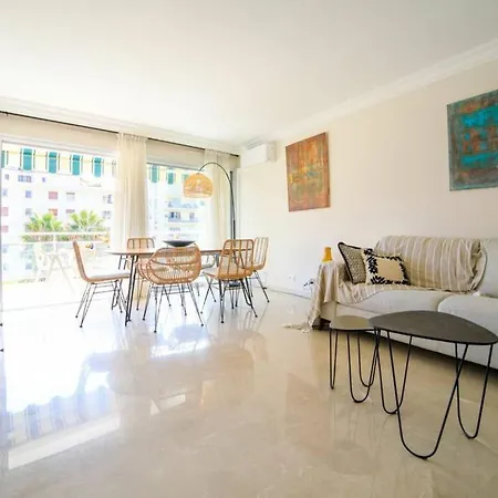 Le Bain De Soleil - Le Bain De Soleil 5 Star Two Bedroom Appartamento *
