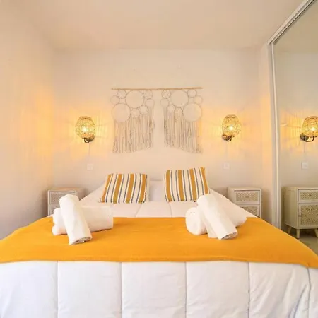 Apartment Le Bain De Soleil - Le Bain De Soleil 5 Star Two Bedroom