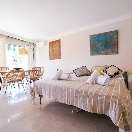 Le Bain De Soleil - Le Bain De Soleil 5 Star Two Bedroom Apartment