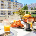 Le Bain De Soleil - Le Bain De Soleil 5 Star Two Bedroom *