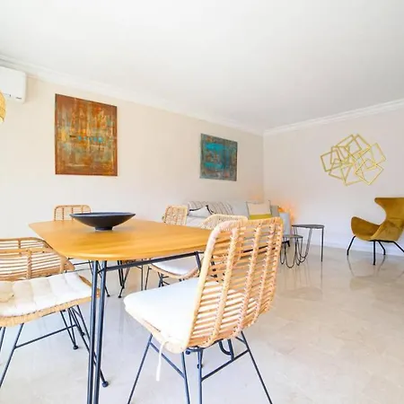 Le Bain De Soleil - Le Bain De Soleil 5 Star Two Bedroom Apartament *