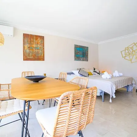 Le Bain De Soleil - Le Bain De Soleil 5 Star Two Bedroom Apartament