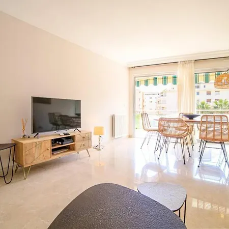 Le Bain De Soleil - Le Bain De Soleil 5 Star Two Bedroom * קאן